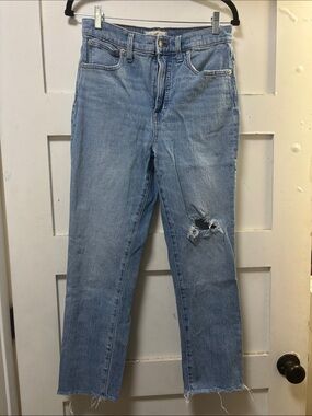 Madewell Light Blue Straight-Leg Jeans with Knee Rip